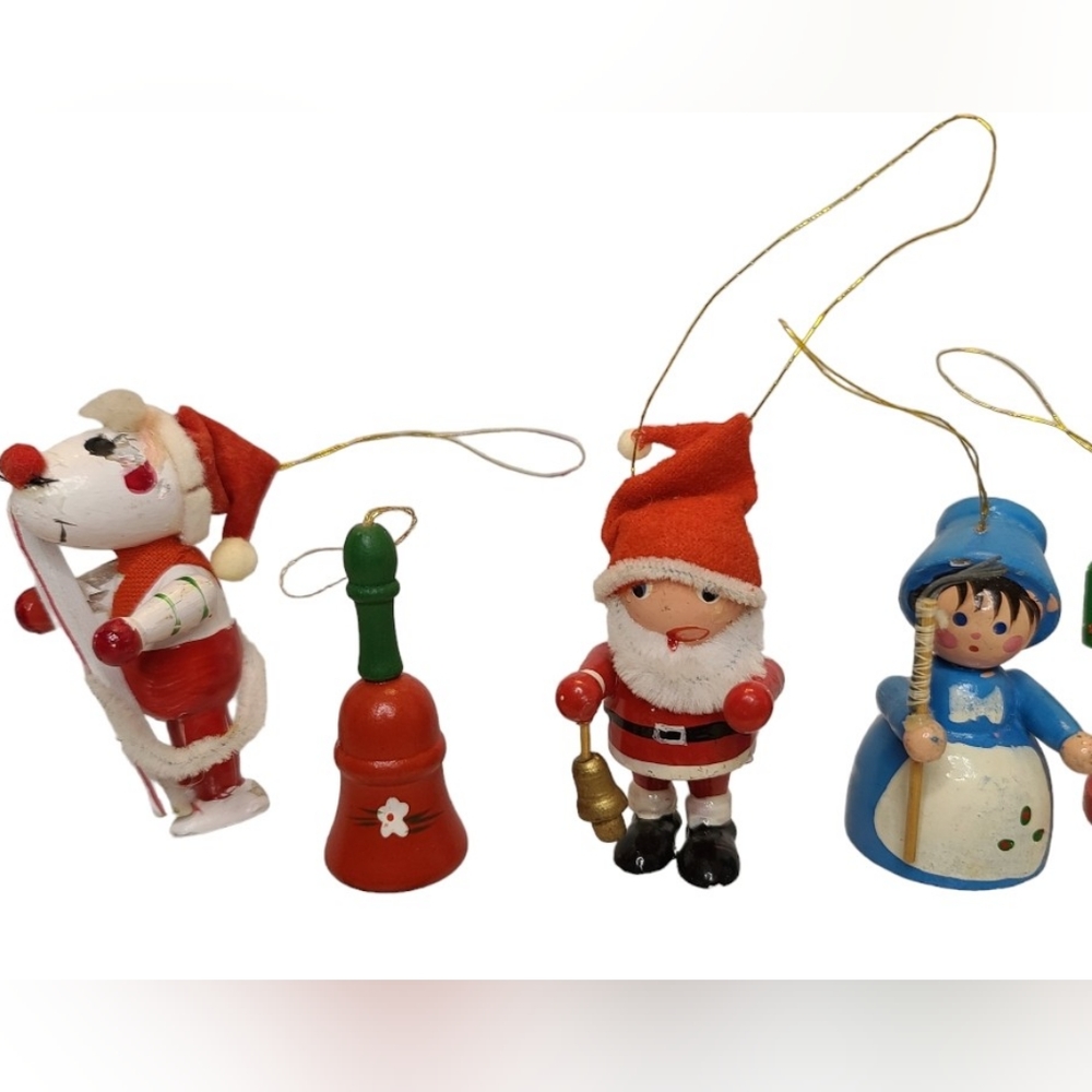 Vintage Christmas Tree Wooden Ornaments 2.5 " - Picture 3 of 3
